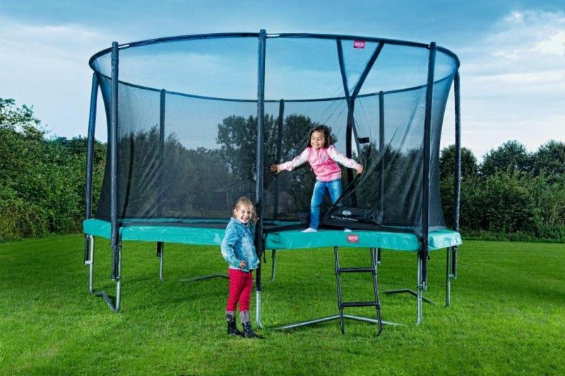 How To Purchase A Trampoline: The 15 Best Tips For Buying The Perfect Trampoline Today