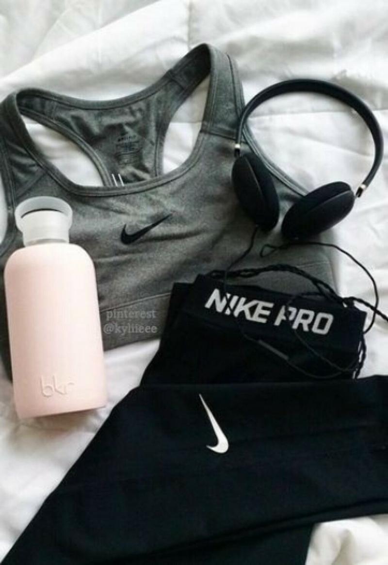 How to Rock Nike Pro Tank Everything: The 15 Must-Have Pieces for Your Gym Wardrobe