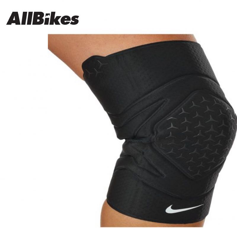 Improve Knee Health and Performance with Nike Patella and Pro Knee Sleeves