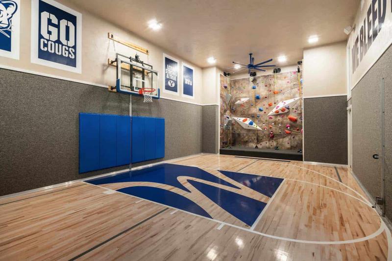 Indoor Basketball Essentials: The 15 Must-Have Items to Dominate Any Indoor Court This Season