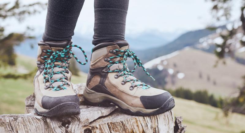 Inexpensive Hiking Boots for Women: Discover 15 Amazing Tips for Finding Cheap, Yet Quality Options