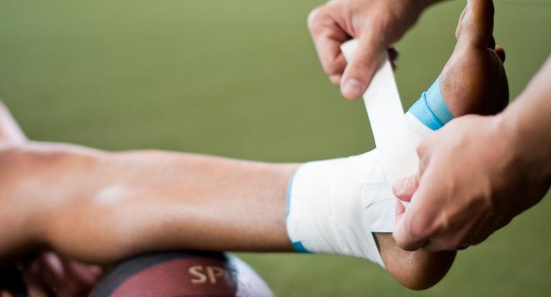 Is Cohesive Tape the Secret to Injury Prevention for Athletes: Discover How This Revolutionary Product is Changing Sports