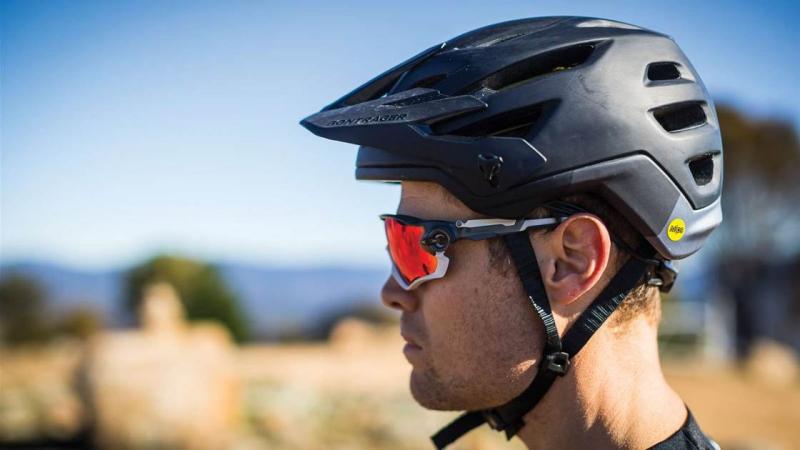 Is the Giro Ledge FS MIPS Helmet the Best for Mountain Biking This Year. 7 Reasons Why It