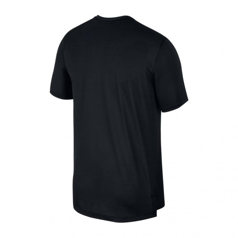 Is the Nike Miler Tee the Best Running Shirt: 15 Reasons Runners Love This Versatile Tee