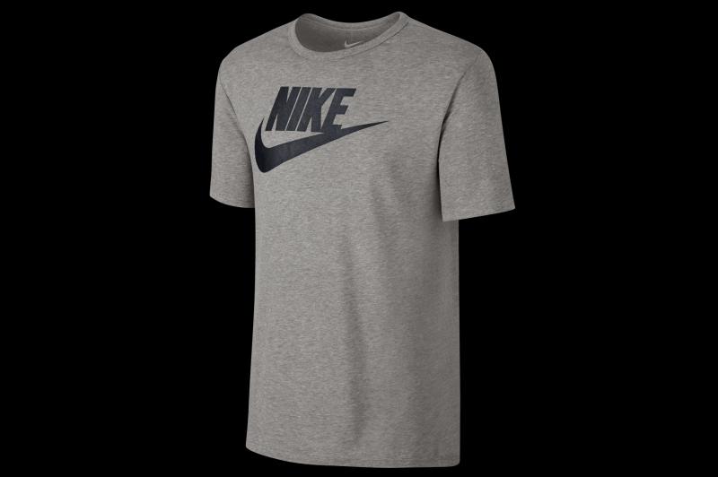 Is the Nike Sportswear Club Tee the Most Versatile Tee for Men This Year