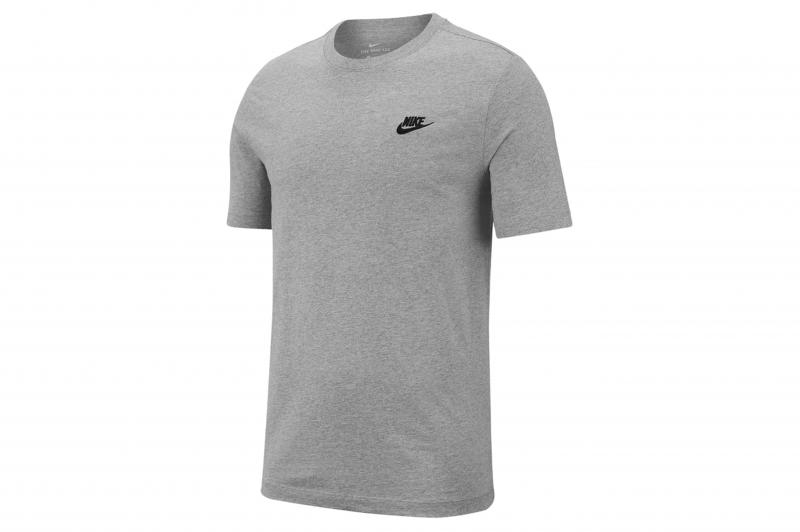 Is the Nike Sportswear Club Tee the Most Versatile Tee for Men This Year