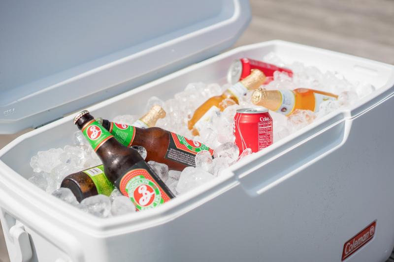 Is This Igloo Cooler Best for Beach Trips in 2022: Discover Why the Seadrift Coast is Perfect for Keeping Drinks Cold