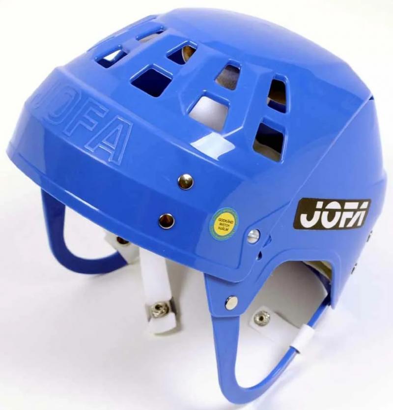 Is This Old-School Helmet Too Dangerous For Your Kid: Why The CCM 50 May Not Be The Best Youth Hockey Helmet