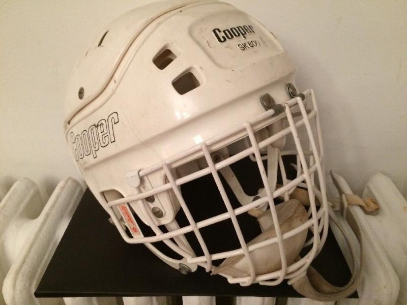 Is This Old-School Helmet Too Dangerous For Your Kid: Why The CCM 50 May Not Be The Best Youth Hockey Helmet