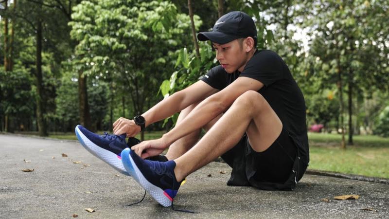Is This The Ultimate Nike Flyknit Gray Style Guide. The Surprising Shoe That Works for Any Outfit