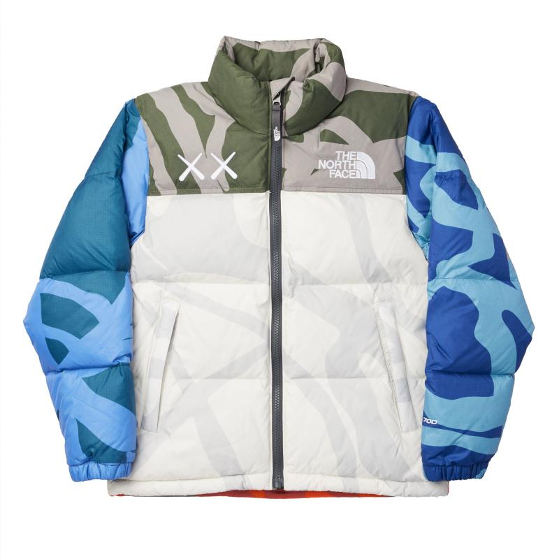 Is This Vintage Jacket Trending Again In 2023. The Iconic North Face Nuptse Youth 1996 Retro Jacket Is Back