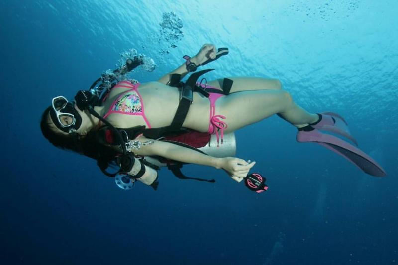 Is Your Swimming Watch Outdated: The 15 Best Waterproof Swimming and Diving Watches to Gear Up with in 2023