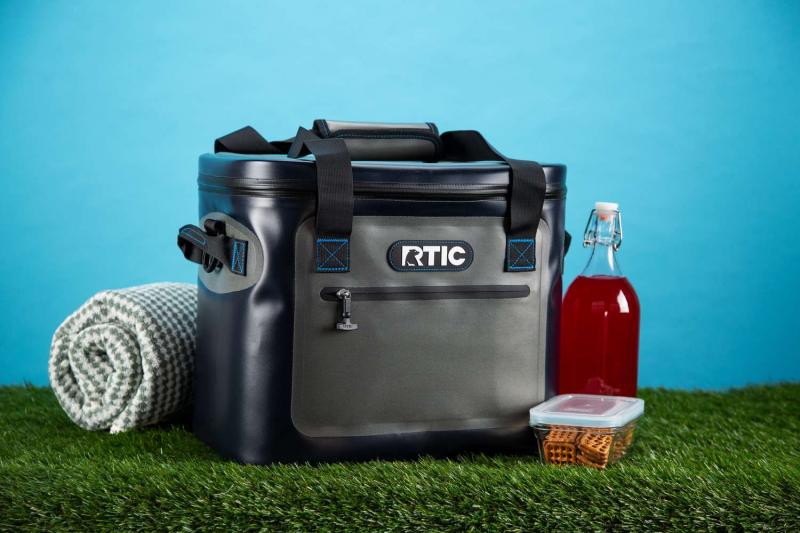 Keep Food and Drinks Chilled Anywhere This Summer: Hydro Flask