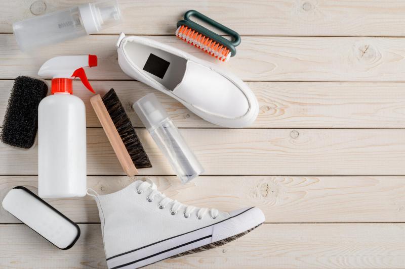 Keep Your Boots Looking Fresh Daily: The 15 Best Suede and Nubuck Brush Tips