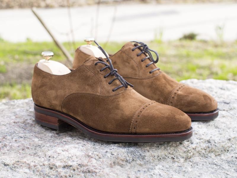 Keep Your Boots Looking Fresh Daily: The 15 Best Suede and Nubuck Brush Tips
