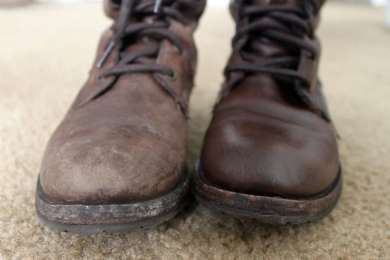 Keep Your Boots Looking Fresh Daily: The 15 Best Suede and Nubuck Brush Tips