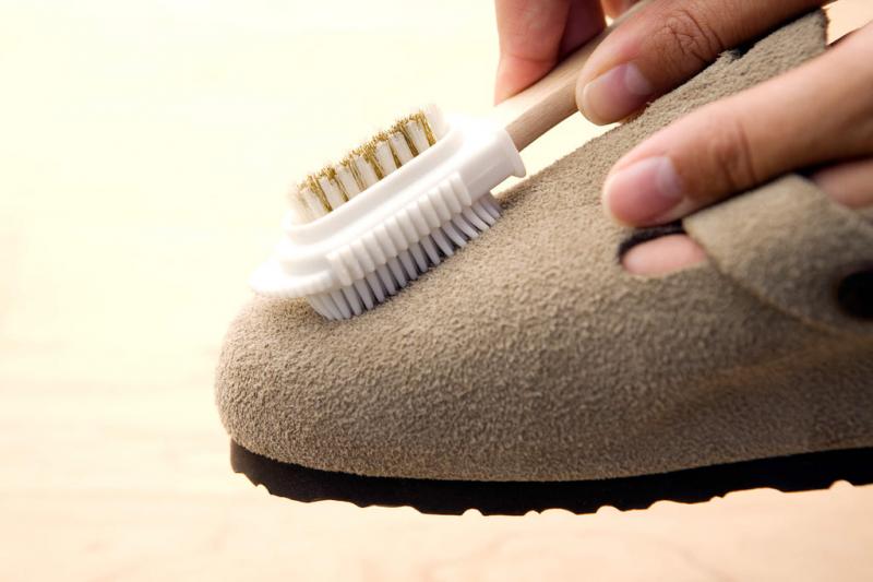 Keep Your Boots Looking Fresh Daily: The 15 Best Suede and Nubuck Brush Tips