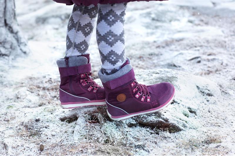 Keep Your Kids Warm This Winter: The 15 Best Youth Thermal Sets for 2022-2023