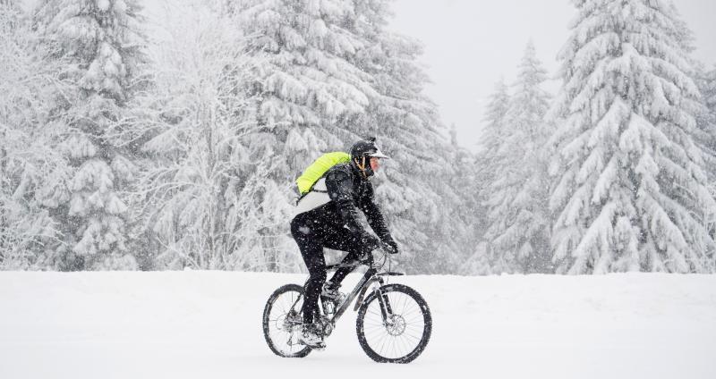 Keep Your Legs Warm While Cycling in Cold Weather This Year: Discover the Best Biking Pants for Winter