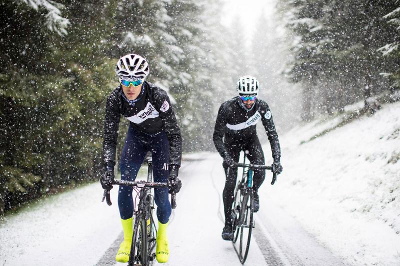 Keep Your Legs Warm While Cycling in Cold Weather This Year: Discover the Best Biking Pants for Winter