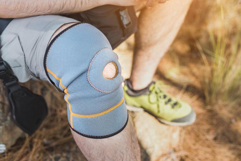 Knee Pain Got You Down: Read Our Shock Doctor Knee Sleeve Review