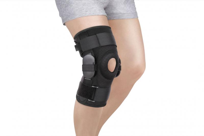 Knee Pain Relief With a Patella Strap: How a Bauerfeind Brace Can Help