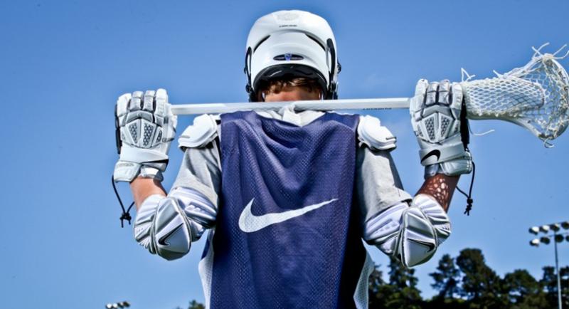 Lacrosse Gear Essentials: How to Pick the Perfect Nike Pinnie for Your Team This Season