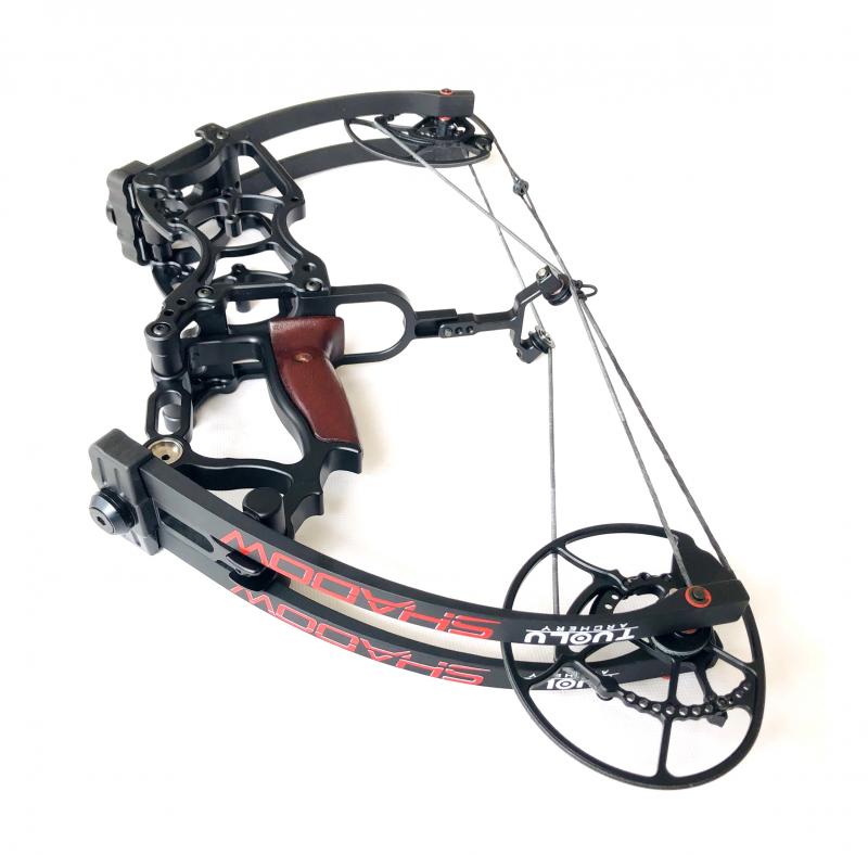 Lefties, Ready Your Bows: 15 Must-Have Accessories for Your Left-Handed Compound Hunting Bow