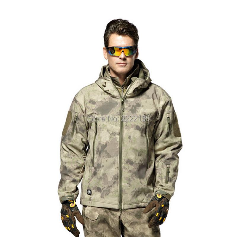 Lightweight Hunting Jackets For Men: The Top Features To Look For When Buying Your Next Camo Coat