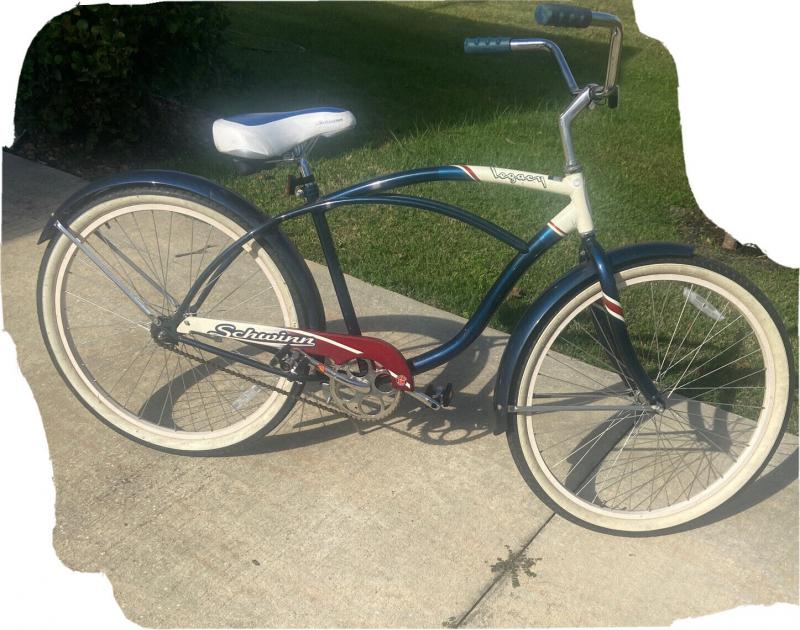 Looking for a Comfy Cruiser under $300: Why the Schwinn Largo 7 is the Perfect Budget Beach Bike