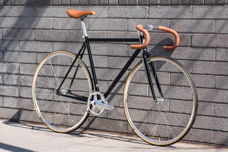 Looking for a Comfy Cruiser under $300: Why the Schwinn Largo 7 is the Perfect Budget Beach Bike