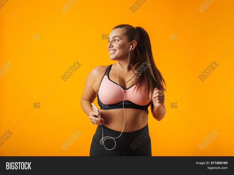Looking For a Comfy Royal Blue Nike Sports Bra. Top 10 Best Reviewed Options in 2023