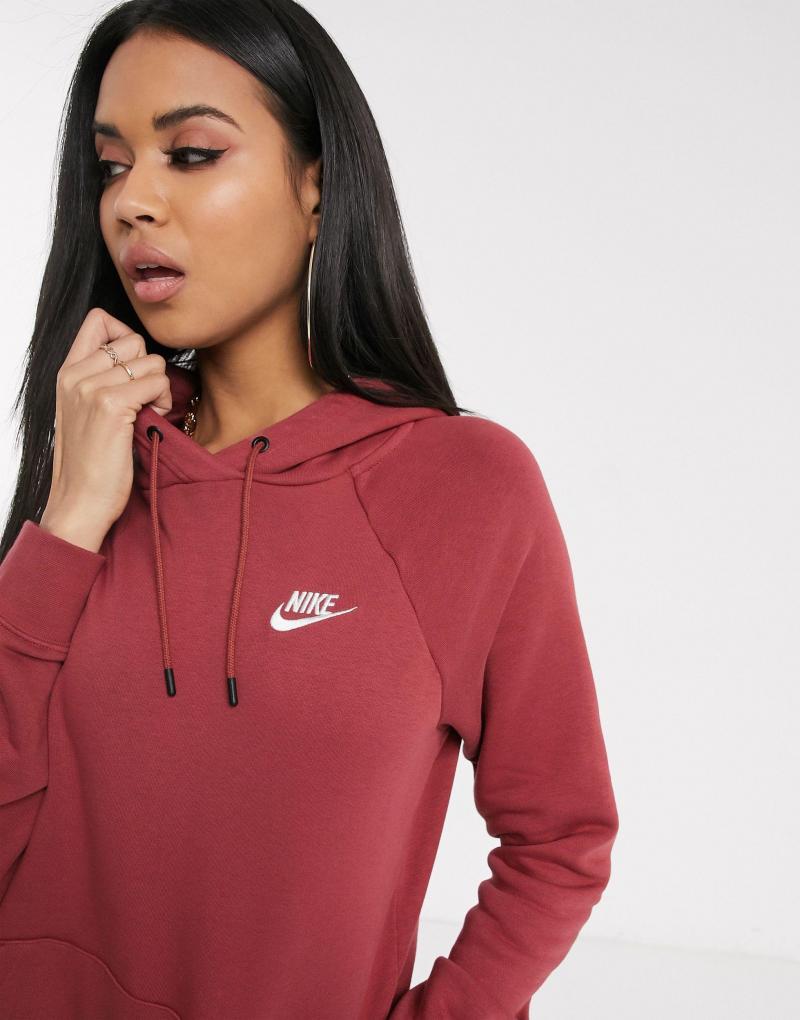 Looking for a Comfy Sweatshirt: Discover Nike Essential Sweatshirts Here