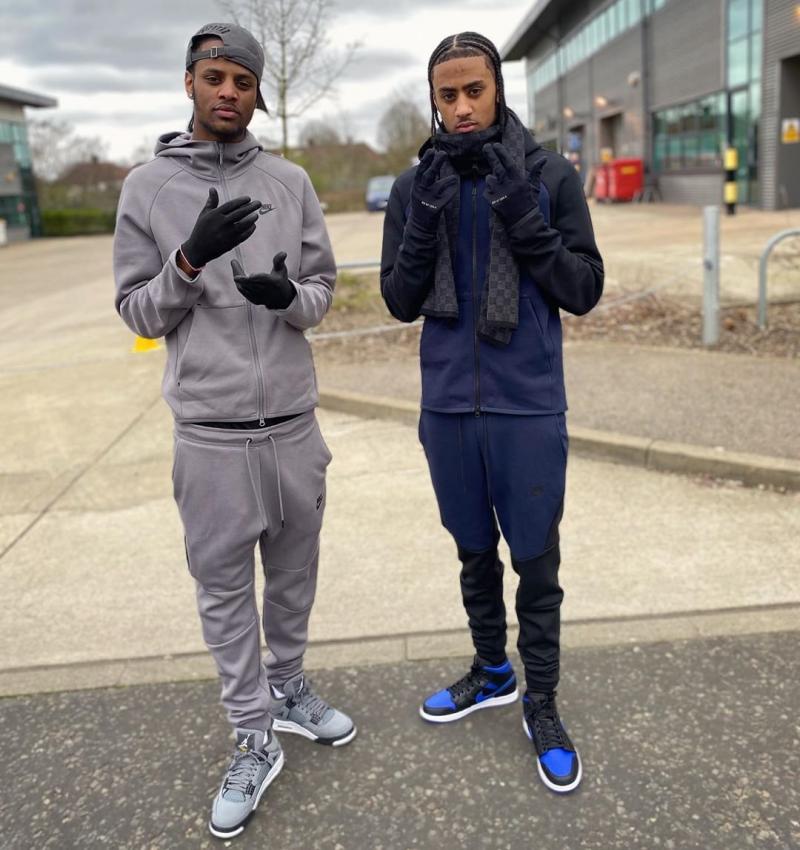 Looking for a Cozy Nike Sweatsuit this Winter. Best Styles and Where to Find Them Near You