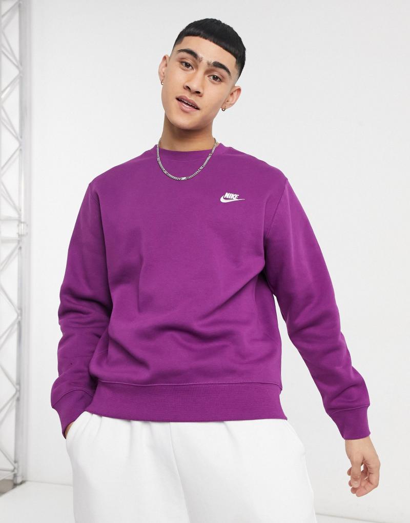 Looking for a Cozy Purple Nike Sweatshirt. Here are 15 Ways to Style This Comfy Classic