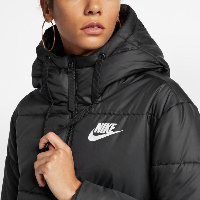 Looking for a Light Jacket for Women. Consider These 15 Nike Options