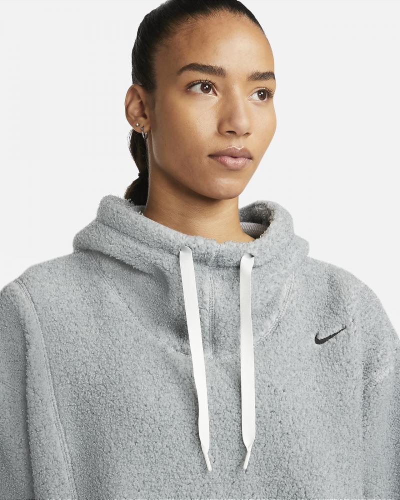 Looking for a Light Jacket for Women. Consider These 15 Nike Options