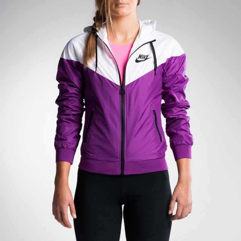 Looking for a Light Jacket for Women. Consider These 15 Nike Options