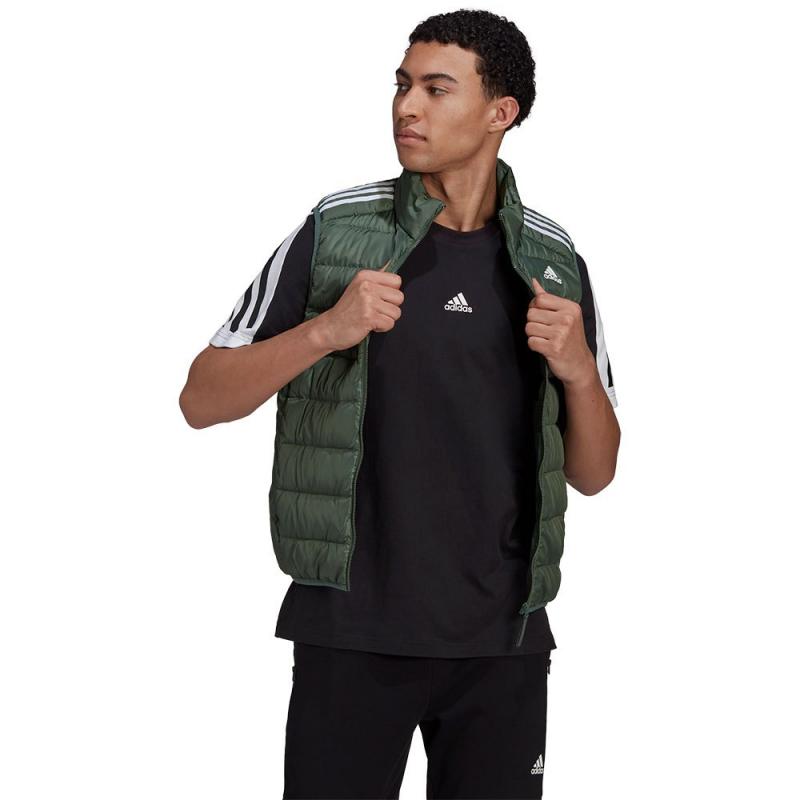 Looking for a Light Jacket This Season. Discover the Best Adidas Lightweight Jackets