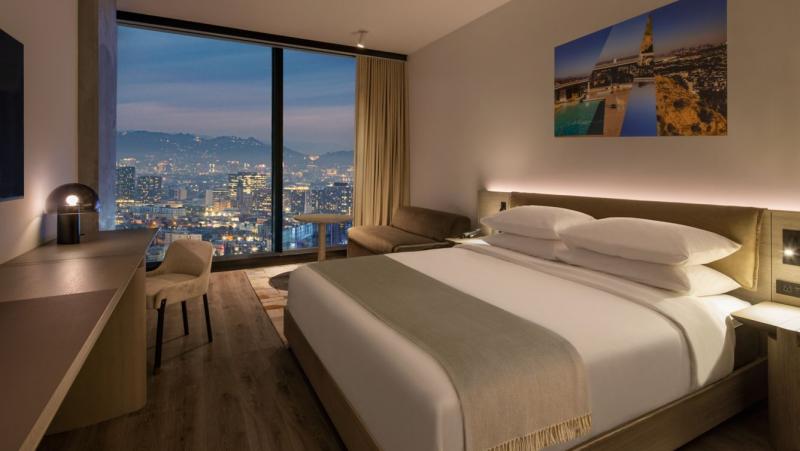 Looking for a Luxury Hotel in LA:15 Reasons the Emerson Downtown LA is Perfect in 2023