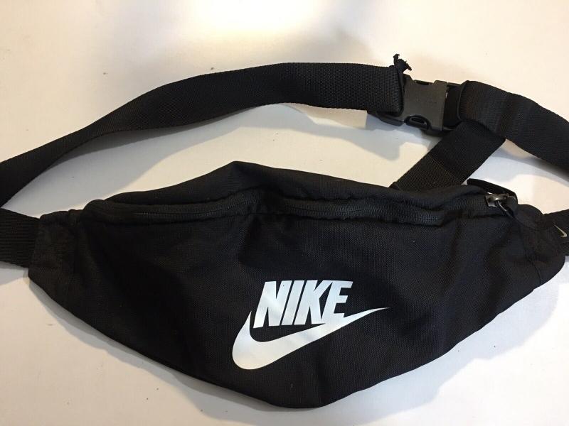 Looking For a Nike Waistpack. Here are 15 Reasons the Nike Heritage Waistpack is a Must Have