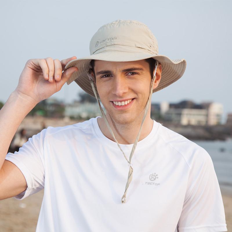 Looking for a Stylish and Functional Hat this Summer. Discover the Columbia Bora Bora Printed Booney