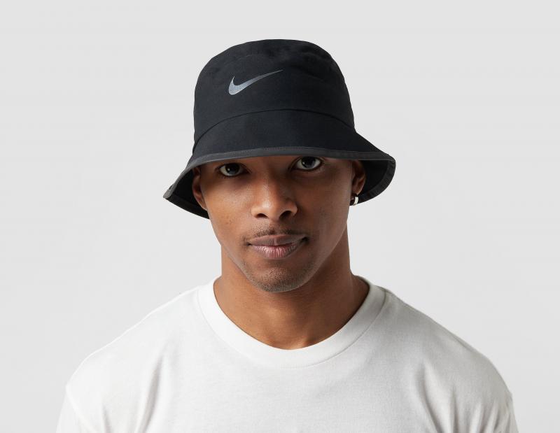Looking for a Stylish Nike Hat. Check Out These Royal Blue Options