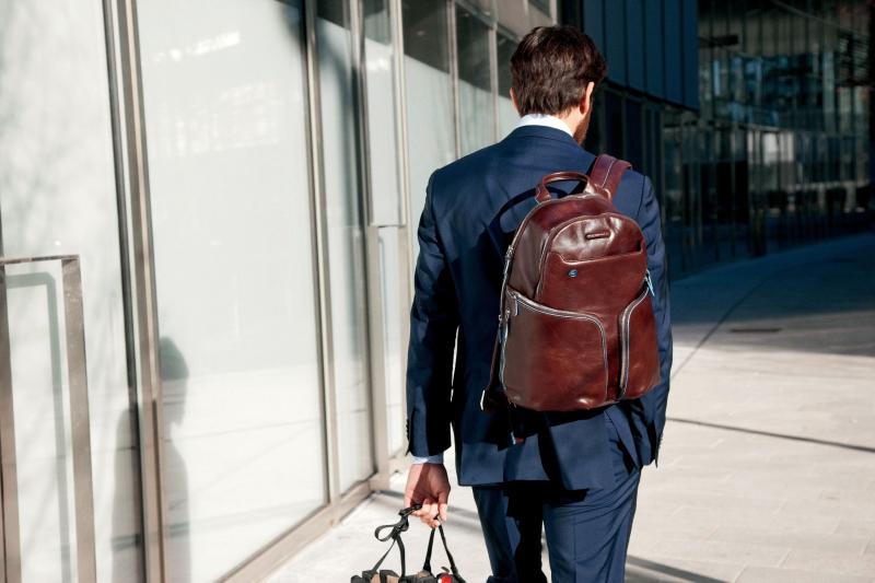 Looking for a Stylish Red Bag. Check Out These 15 Nike Backpacks