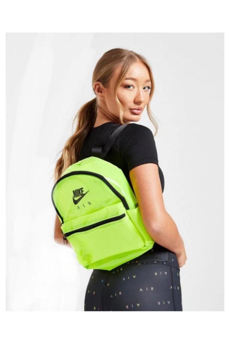 Looking for a Stylish Red Bag. Check Out These 15 Nike Backpacks