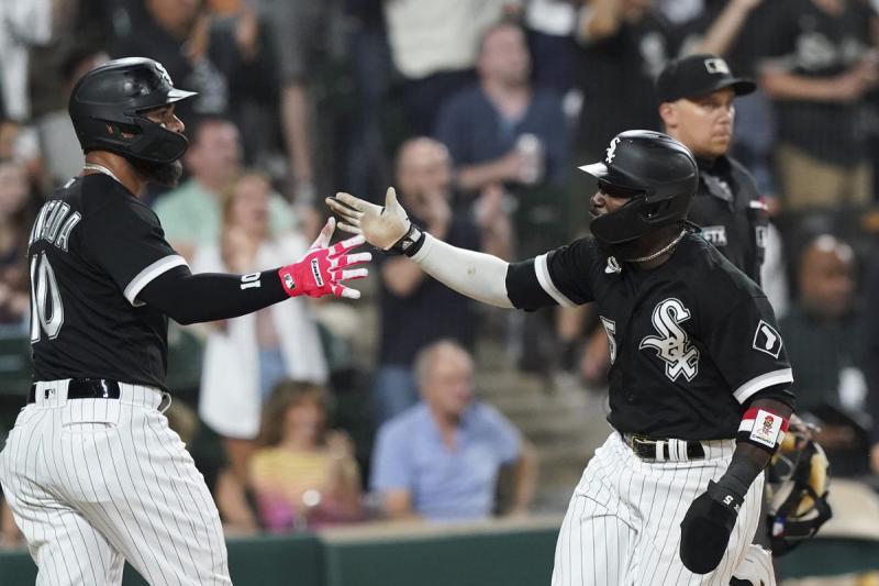 Looking for a Stylish White Sox Hat This Season. Find the Perfect Low Profile 59fifty Here