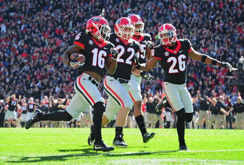 Looking for a Unique Gift: 15 Reasons to Buy a Georgia Bulldogs Football Jersey