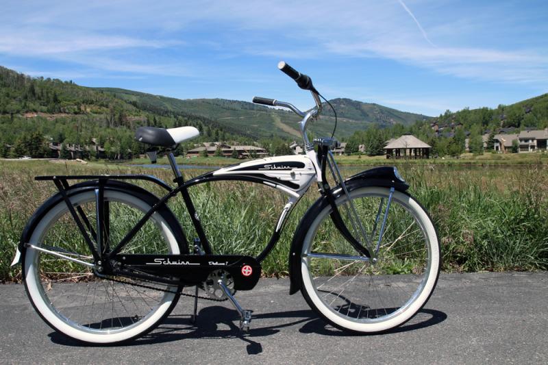 Looking for a Versatile Bike: Discover the Surprisingly Capable Schwinn Super Sport