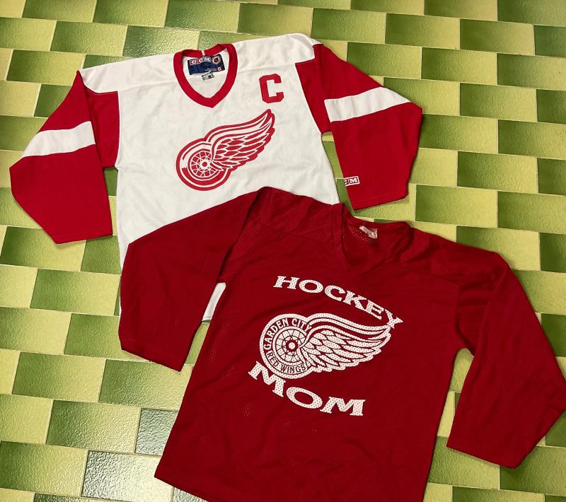 Looking for a Yzerman Jersey: 15 Tips for Finding the Perfect Red Wings Sweater