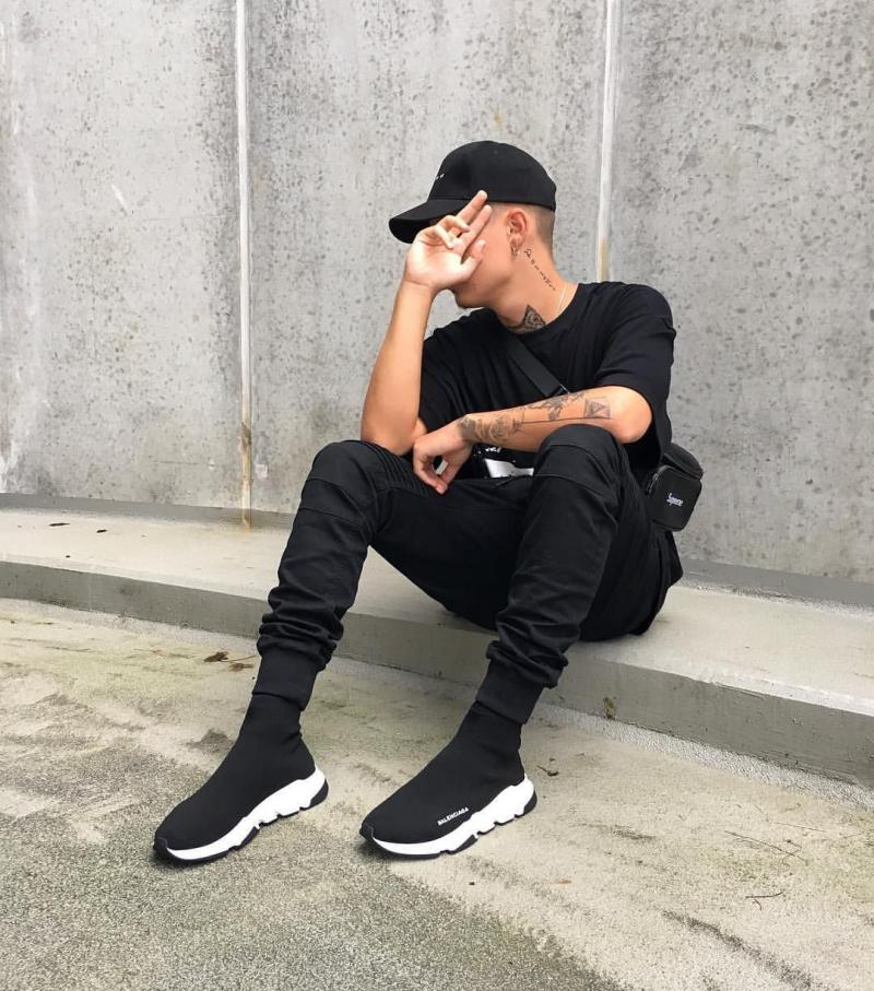 Looking for Affordable Kicks This Year. 15 Tips to Get Stylish Sneakers on a Budget